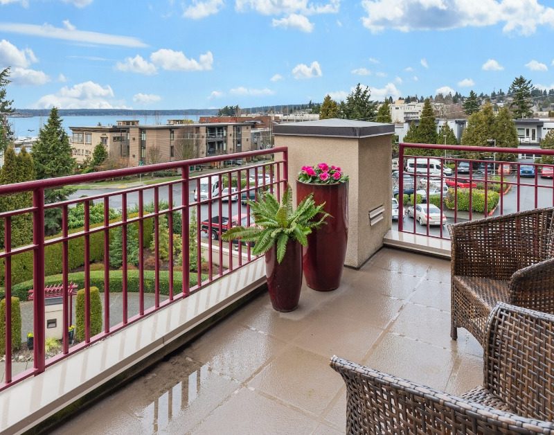 A Beautiful Garden Space – 5 Things You Need To Turn Your Balcony Into One