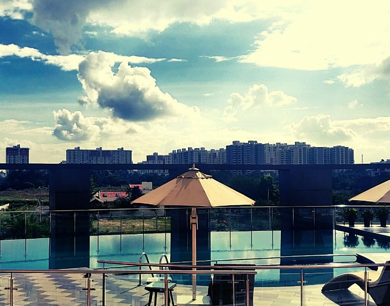 2.5BHK Apartment With A Breathtaking Pool View – Luck Or Destiny?